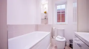 Charming 1BR House in Eccles with Free Parking - Image 2