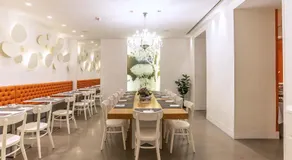 Hotel White - Image 3
