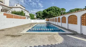 Villa Montgó Parc con Piscina - Image 4