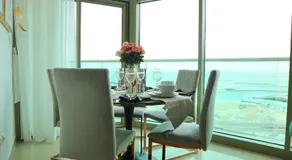 1BR Balcony - Beach Tower Escape - Image 2