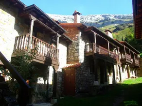 Las Casucas de Ason - Image 2