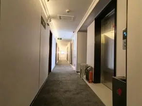 Jingjiang Hotel - Image 2