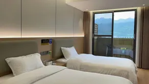 Pinghu Business Hotel - Image 2
