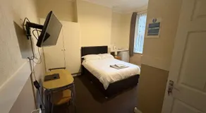 Runcorn Jubilee Guest House - Image 2