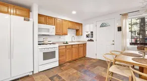 Apres Chalet Retreat | Pet-Friendly Cottage | Hot Tub | Nature Escape - Image 3