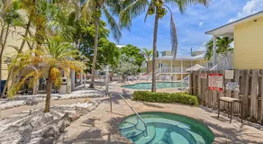 The Beach Club At Siesta #104D - Image 4