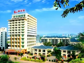 Sanya HaiYueBay holiday hotel - Image 4