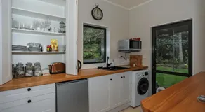 Three Gables B&B - Image 3