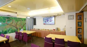 Lion Hotel - Image 3