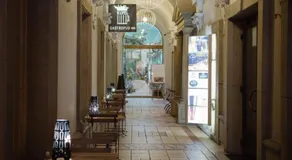 Avanti Palazzo - Image 5