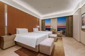 Dalian High-Tech Wanda Plaza Maritime University Crystal Orange Hotel - Image 4