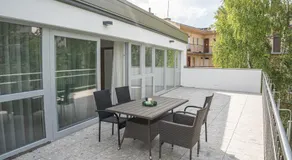 DIAMOND Luxury Apartments - Image 3
