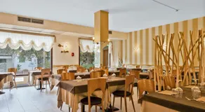 Hotel Kon Tiki - Image 3