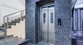 Restin Hotels near Botanical garden and Amity University - Image 5