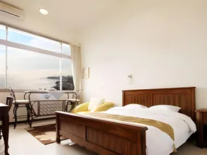 Blue River Hotel - Image 4
