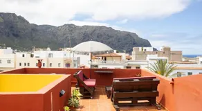 TenoHomes Tabaiba Guesthouse - Image 2