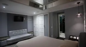 Hotel Show Adult Only - Image 2