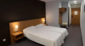 Hostal Mediterranea - Image 3