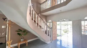 5 Bed Villa Sleeps 14 - Private Pool - Smart TVs - Image 4