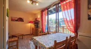 Appartement '2 Alpes - Appartement 2-4 Pers' avec vue montagne, balcon et Wi-Fi - Image 3
