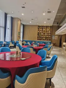 Y Hotel (Xi'an International Convention and Exhibition Center store) - Image 4