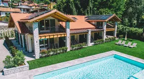 House & Pool - Image 3