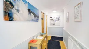 The Artist Loft, Ensuite Guest Rooms, Porthleven - Image 4