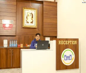 HOTEL BABYLON REGENCY, Opp Krishna Janmasthan Temple - Image 2