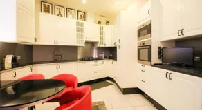Grand appartement pour 4 personnes/ Cours Lieutaud - Image 3