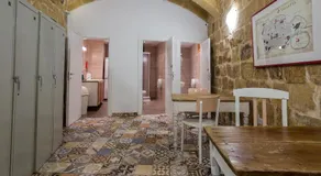 Dormitory shared hostel by Vallettastay - Image 2