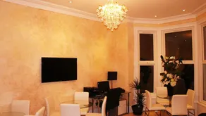 Sapphire Hotel London - Image 3
