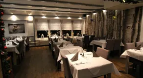 Hotel Restaurant Jägerhof - Image 2