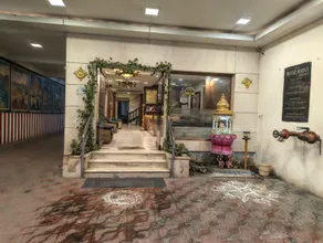 Hotel Raya's Annexe 1 - Image 4