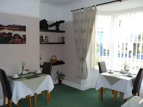 Cornubia Guest House - Image 3