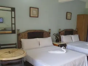 Amigos Beach Resort - Image 2