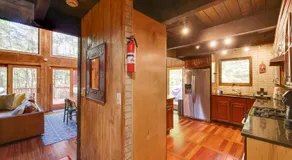 ⛰⛵️⛱Mt. Maplewood Lodge❤️Seasonal Specials ☆Poconos☆Cabin☆Hot⛷Tub☆Game Room☆ - Image 5