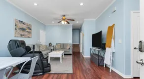 Summer Bliss 3BR Home, Walk to Beach Master Suite Sleeps 9 - Image 2