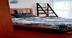 Comfy Private Ensuite Guest Room - Image 3