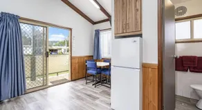 Teralba Lakeside Caravan Park - Image 3