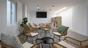 Bulezen Urban Hostel - Image 2