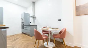 Luxury Capuchinos Apartment - Image 4