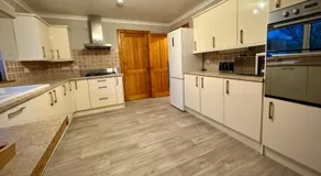 Blacksmith holiday home near Portree in central Skye - Image 5