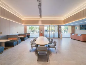 HanTing Hotel (Yidu Wanda Plaza) - Image 3