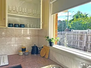 Charming Convenient 2BR Compact House Ringwood - Image 5