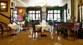 Grand Hotel Praha - Image 2