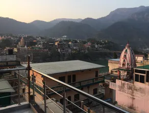 Maa Ganga Guest House - Image 3