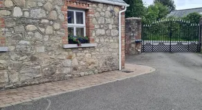 Cottage in the Dublin mountain - Image 5