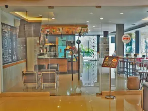 d'primahotel ITC Mangga Dua - Image 3