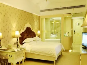 Vienna Hotel Yongzhou Zhiyuan New Bund - Image 3