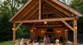 Cherry Ridge Retreat Luxury Cabins - Image 4